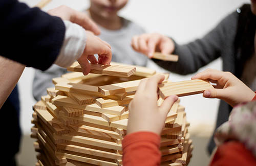 enfants et KAPLA &eacute;coles